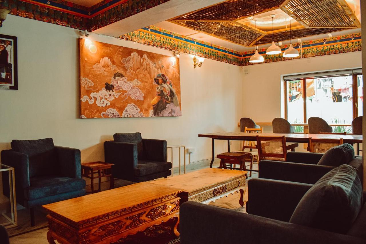Hotel Lingzi Leh Bagian luar foto