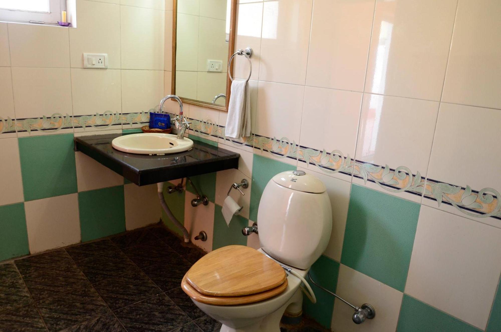 Hotel Lingzi Leh Bagian luar foto