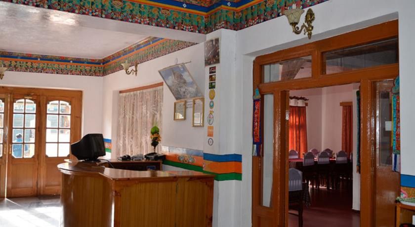 Hotel Lingzi Leh Bagian luar foto